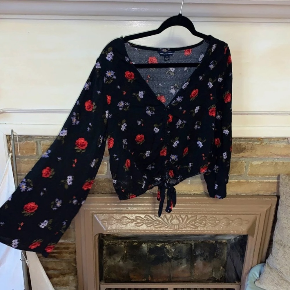 Sold!! American eagle top